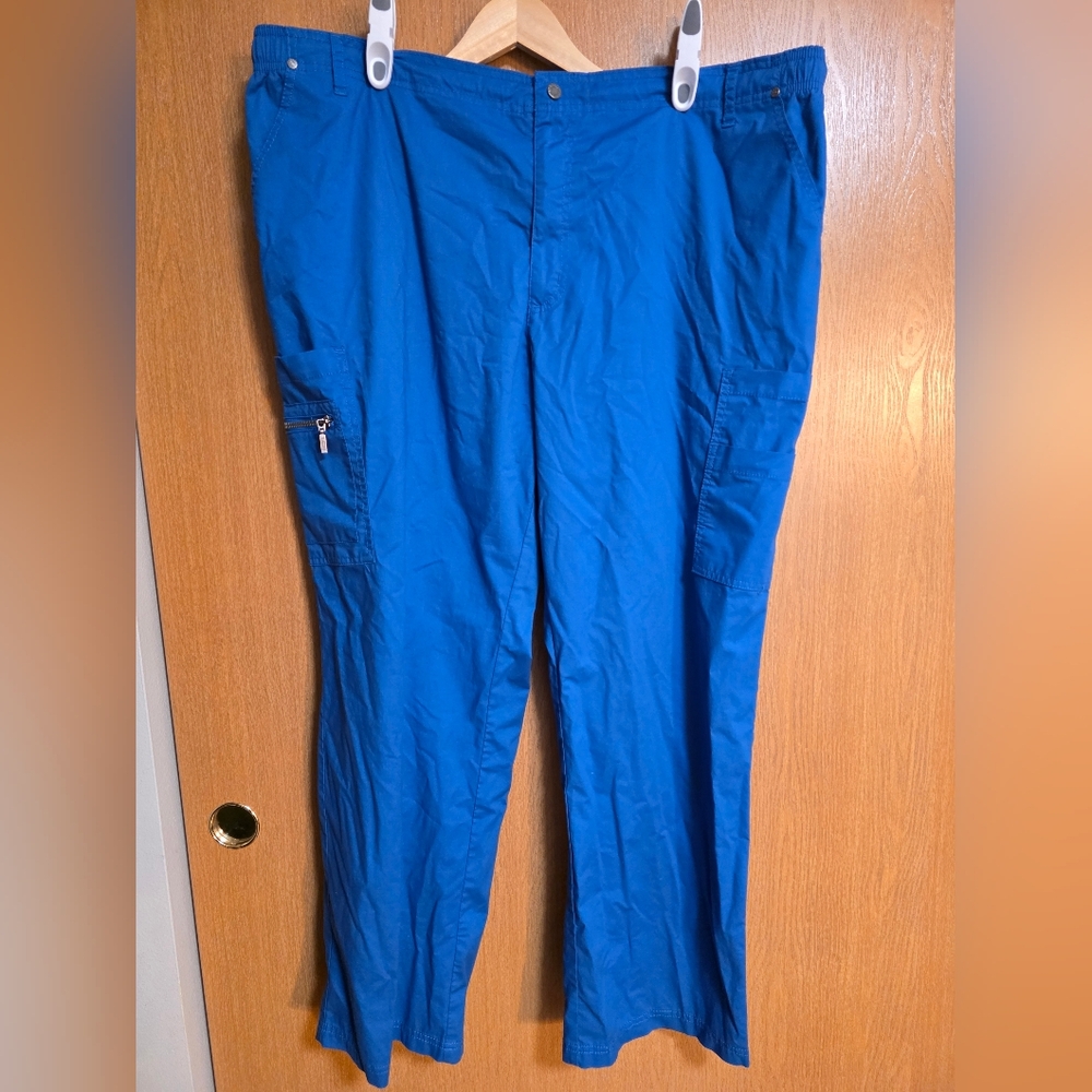 Beyond Scrubs Men's Classic Blue Cargo Pants 3XL